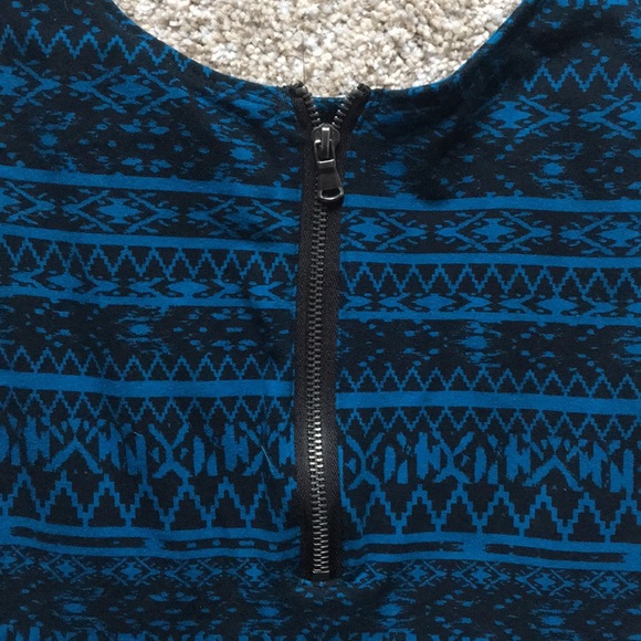 Express Aztec Peplum Top - Picture 4 of 5